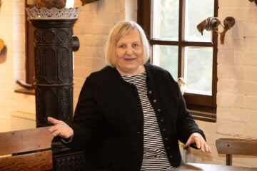 Frauke Pöhlsen erzählt im Dorfmuseum Hoisdorf